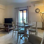 Loula\'S Apartment