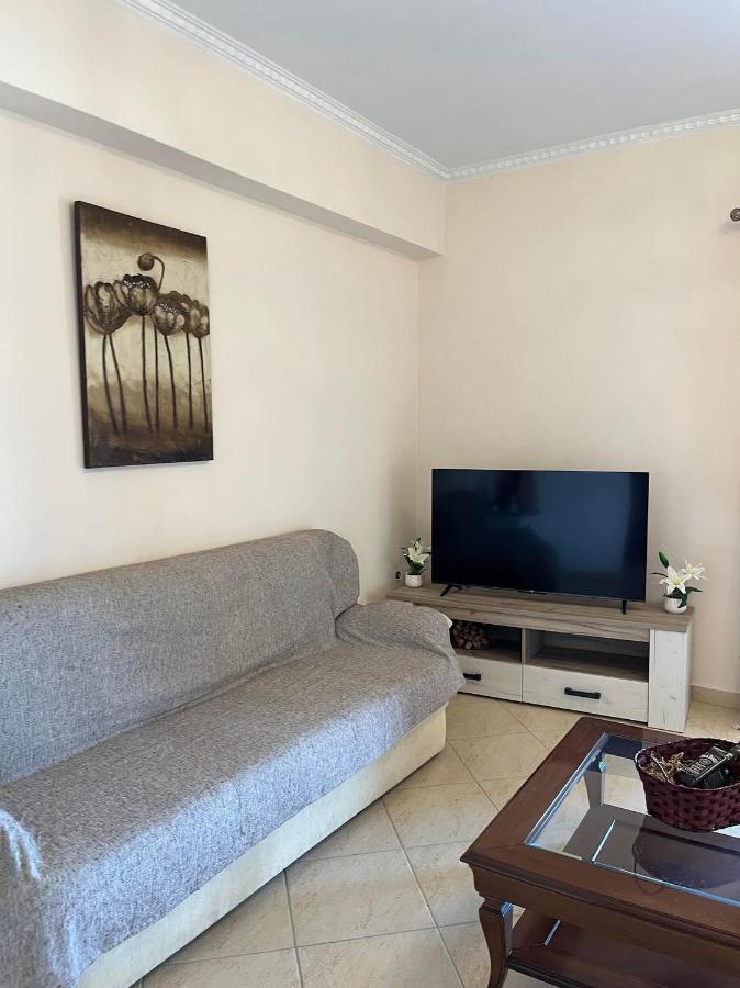 Apartment Loula's